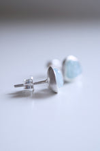 Arracades de plata amb Aiguamarines en brut.