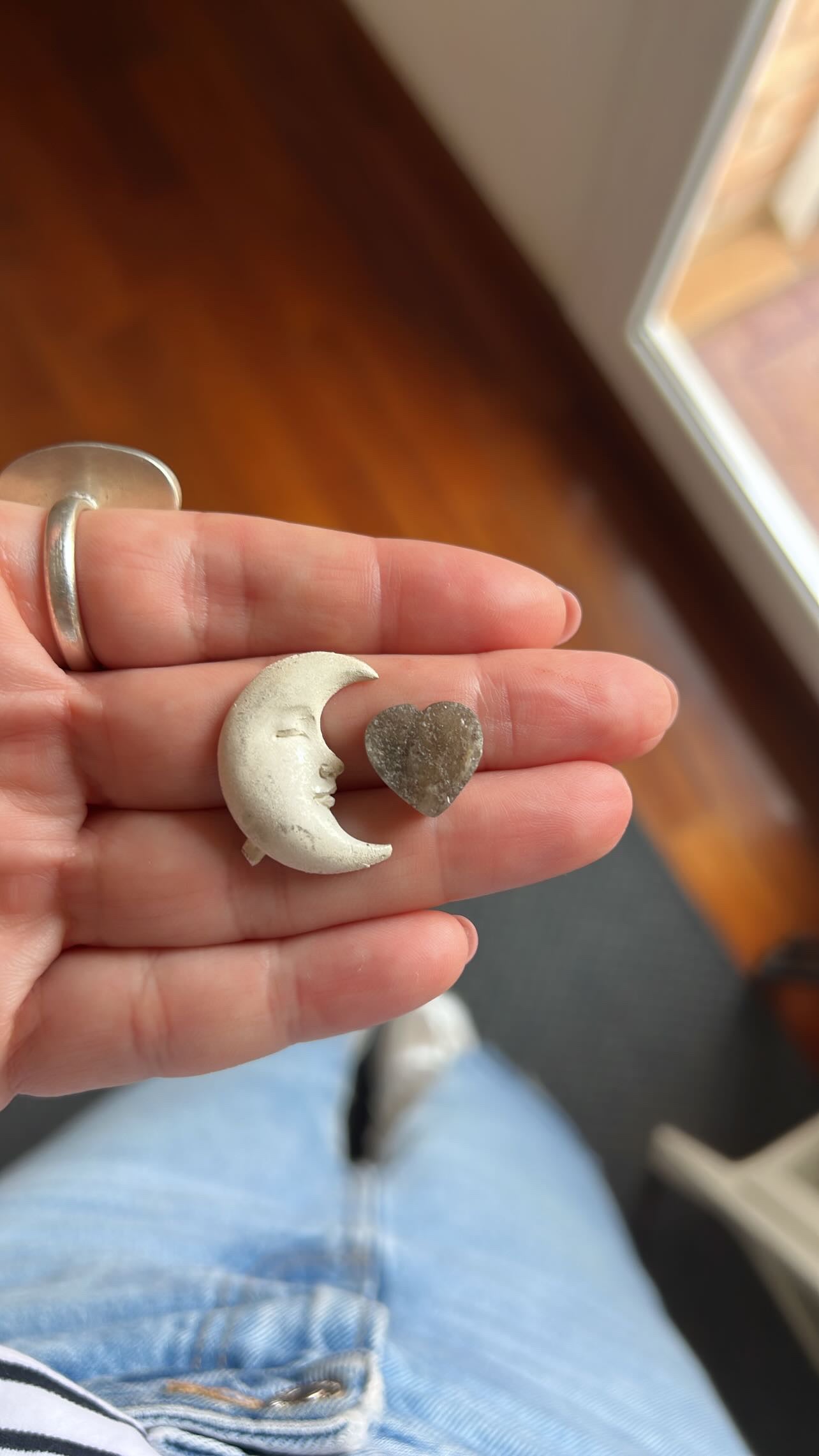 Anell lluna i cor de Quars Fumat.