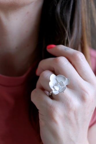 Anell Orquídia de plata.