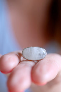 Anell de plata amb Pedra Lluna.