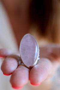 Anell de plata amb Quars Rosa.