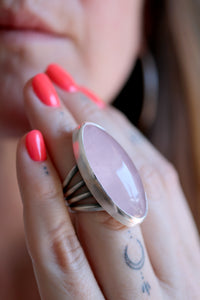 Anell de plata amb Quars Rosa.