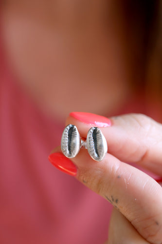 Arracades de plata en forma de petxines Cauri.