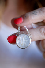 Penjoll de plata amb Lluna de dos fases de Nacre.