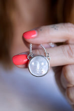 Penjoll de plata amb Lluna de Nacre.
