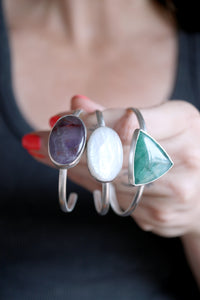 Braçalet de plata amb Pedra Lluna natural.