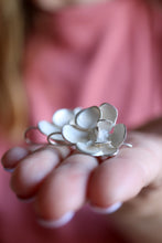 Arracades Orquídia de plata.