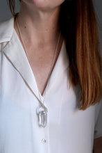 Penjoll de plata amb cristall de Quars i Quars Rosa.