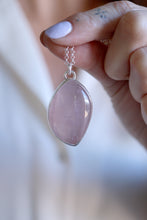 Penjoll de plata amb Quars Rosa.