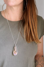 Penjoll de plata amb Òpal Boulder.