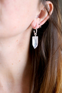 Arracades de plata amb Quars transparent.