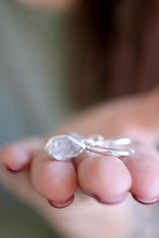 Arracades llargues de plata amb Diamant Herkimer.