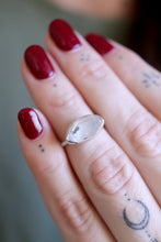 Anell de plata amb Diamant Herkimer. (Talla 11)