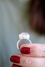 Anell de plata amb Diamant Herkimer. (Talla 14)