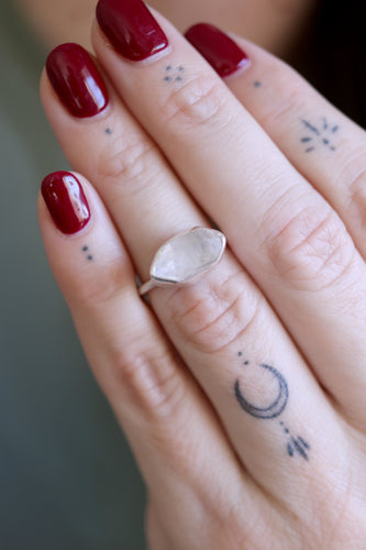 Anell de plata amb Diamant Herkimer. (Talla 14)