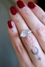 Anell de plata amb Diamant Herkimer. (Talla 16)