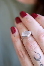 Anell de plata amb Diamant Herkimer. (Talla 12)