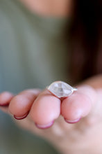 Anell de plata amb Diamant Herkimer. (Talla 12)