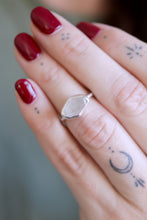 Anell de plata amb Diamant Herkimer. (Talla 14)