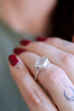 Anell de plata amb Diamant Herkimer. (Talla 14)