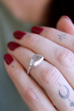 Anell de plata amb Diamant Herkimer. (Talla 13)