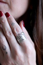 Anell de ploma de plata.