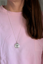 Penjoll de Lluna plena de plata.