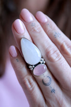 Anell de plata amb Quars Rosa i Pedra Lluna natural.