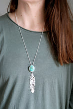 Penjoll de ploma amb Turquesa natural.