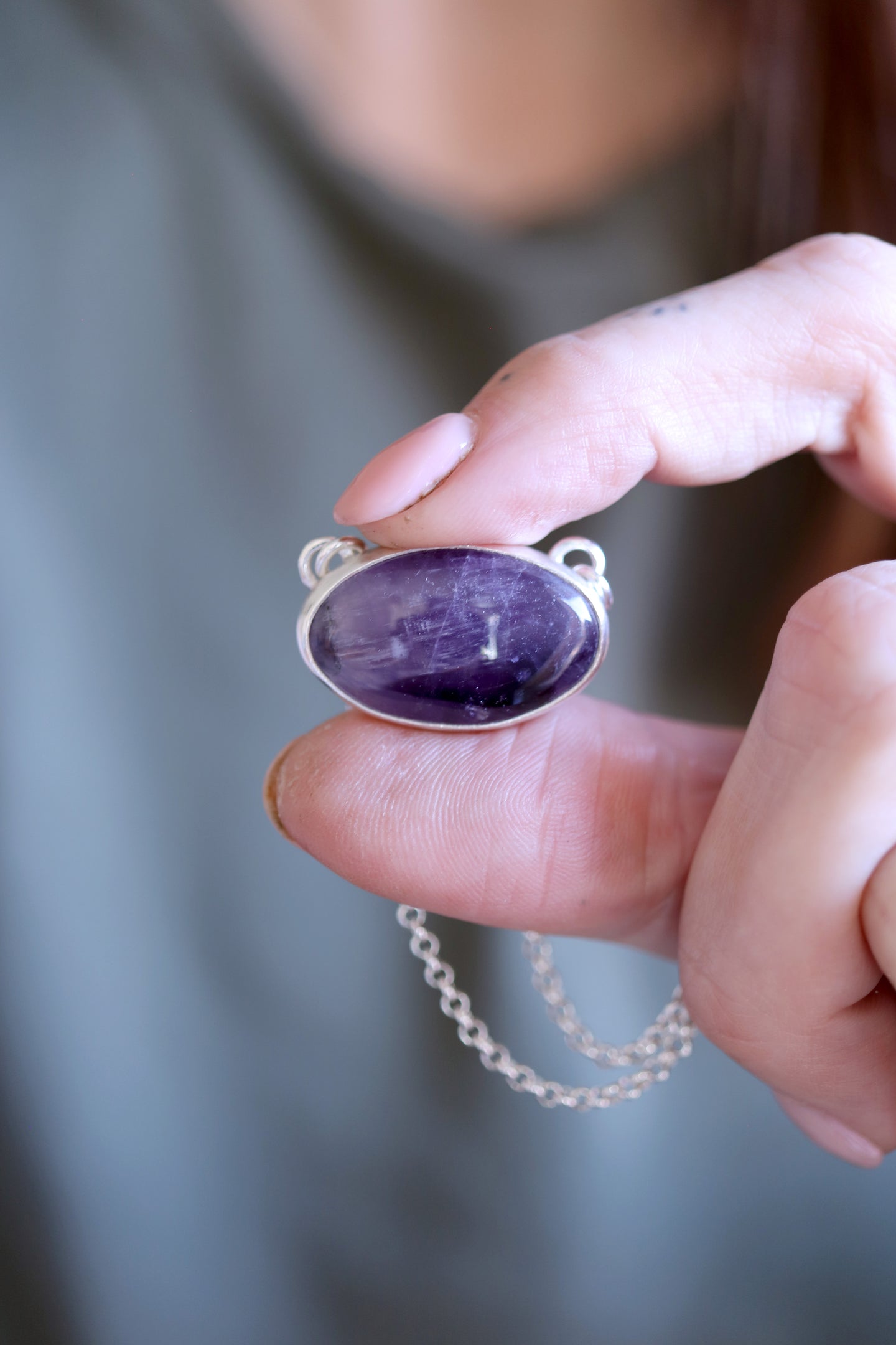 Penjoll de plata amb Ametista natural.