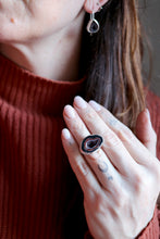 Anell de plata amb geoda d'Àgata.