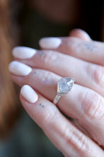 Anell de plata amb Diamant Herkimer. (Talla 10)