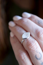 Anell de plata amb Diamant Herkimer. (Talla 12)