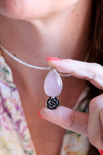 Penjoll de plata amb suculenta i Quars Rosa.