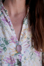 Penjoll de plata amb Quars Rosa.