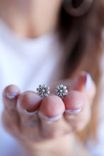 Arracades flors de plata.