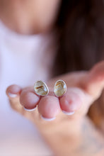 Arracades de plata amb Quars Citrí facetat.