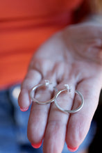 Criolles minis. Criolles de plata de fil quadrat.