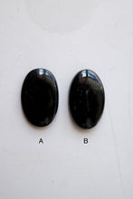Anell de plata amb Turmalina negra.