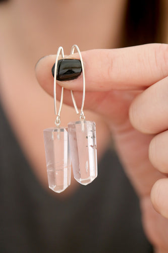 Arracades de plata amb cristall de Quars.