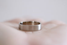White Gold Wedding Band. 18kt white gold ring. 5mm. Made to Order.